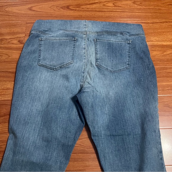Lot of 2 NYDJ Skinny Ankle Pull-On Jeans In Plus Size 18W Lot Of 2 - Picture 8 of 15
